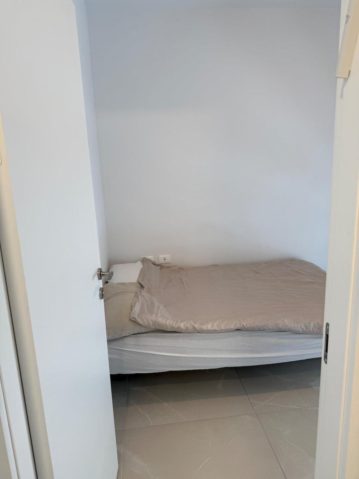 Apartment Renovated 3 Bedroom With Elevator Parking Balcony And Dimension